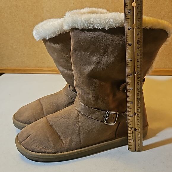 Justice ladies size 8 booties boots lined slip on boots Pre-loved - Picture 6 of 9